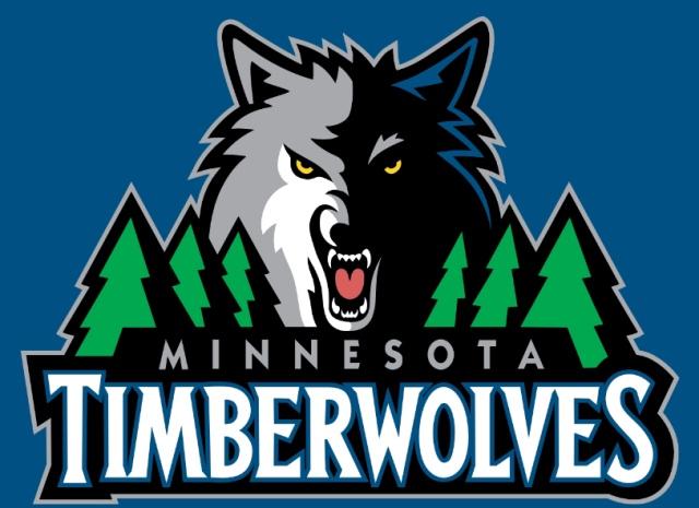 回看狼队和WB的比赛，用两个字就能总结，狼队年总也是“杨白劳”！